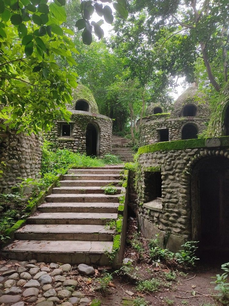 Trippy Travels - Rishikesh - Beatles Ashram Travel Experience Beatles Ashram in Rishikesh for Trippy Travels destination guide and curated itinerary