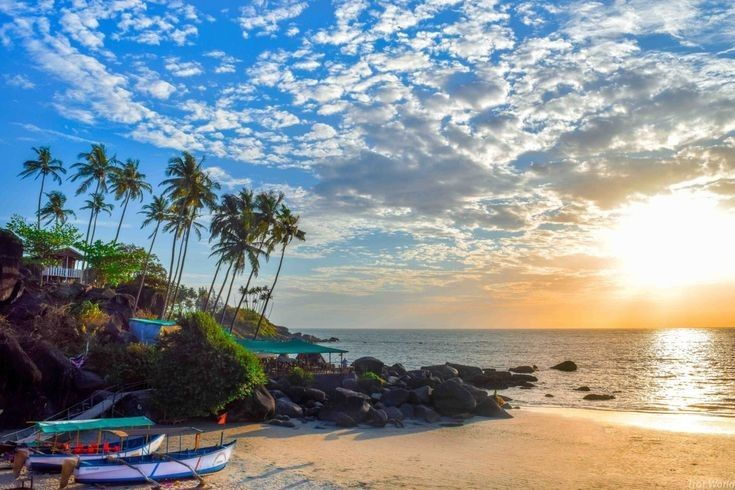 Trippy Travels - Goa - Palolem Beach Travel Experience Palolem Beach in Goa for Trippy Travels destination guide and curated itinerary
