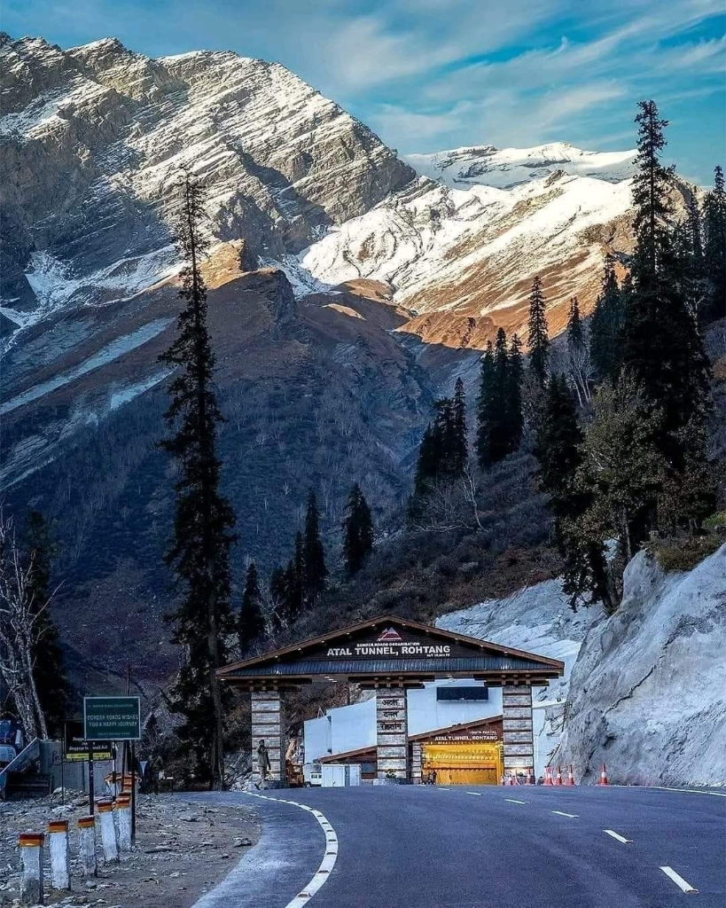 Trippy Travels - Himachal Pradesh - Rohtang Pass Travel Experience Rohtang Pass in Himachal Pradesh for Trippy Travels destination guide and curated itinerary