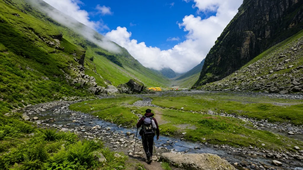 Hampta Pass Trek trail in Manali, Himachal Pradesh for Trippy Travels trekking adventure itinerary